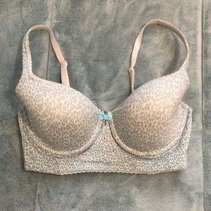 Victoria secret bra size 34DD